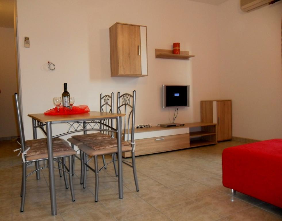 Guesthouse Lucic Orebić Zimmer foto